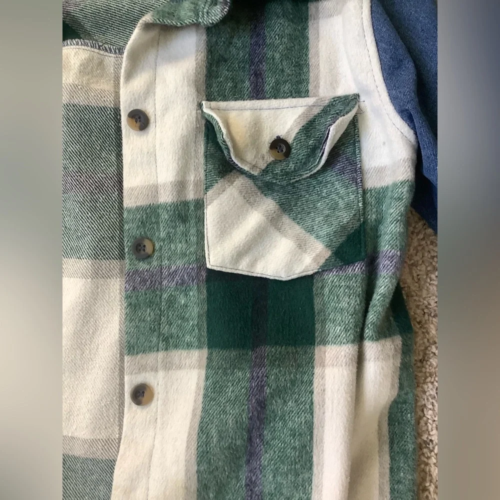 Altar’d State Flannel - Picture 6 of 15